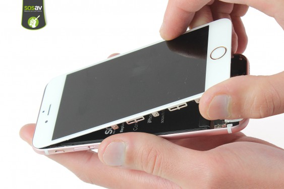 Guide photos remplacement connecteur de charge, prise jack et micro iPhone 6S (Etape 4 - image 1)
