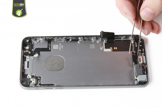 Guide photos remplacement connecteur de charge iPhone 6S Plus (Etape 47 - image 1)