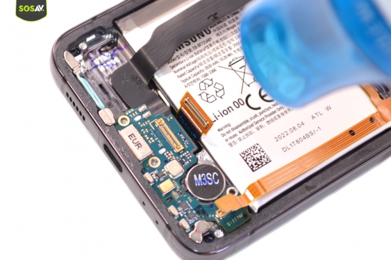 Guide photos remplacement connecteur de charge Galaxy Z Flip4 (Etape 12 - image 1)