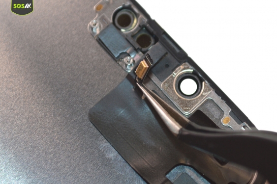 Guide photos remplacement ecran seul iPhone 16e (Etape 10 - image 3)