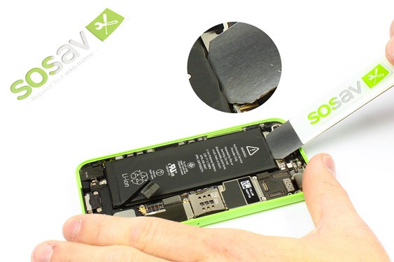 Guide photos remplacement bouton vibreur iPhone 5C (Etape 12 - image 1)