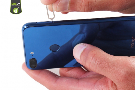 Guide photos remplacement connecteur de charge Honor 9 Lite (Etape 2 - image 1)