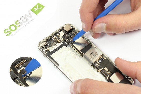 Guide photos remplacement bouton power iPhone 5 (Etape 18 - image 4)