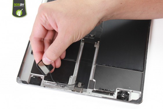 Guide photos remplacement haut-parleurs du bas iPad Pro 12,9" (2015) (Etape 29 - image 3)