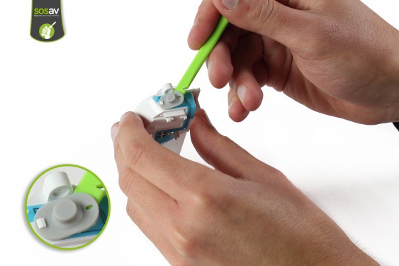 Guide photos remplacement nappe boutons zr et r Gamepad Wii U (Etape 20 - image 2)