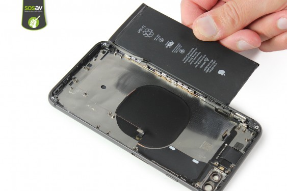 Guide photos remplacement châssis complet iPhone 8 Plus (Etape 45 - image 3)
