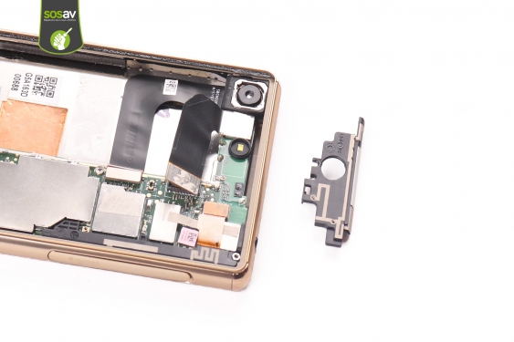 Guide photos remplacement connecteur de charge Xperia M5 (Etape 17 - image 4)