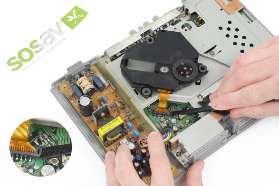Guide photos remplacement coque inférieure Playstation (Etape 5 - image 1)