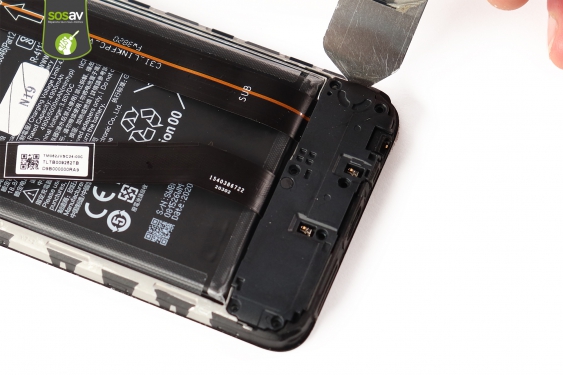Guide photos remplacement nappe de liaison connecteur de charge Xiaomi Redmi 8 (Etape 12 - image 2)
