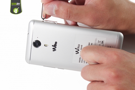 Guide photos remplacement ecran complet Wiko U Feel Prime (Etape 2 - image 2)
