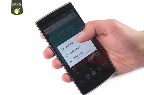 Guide photos remplacement batterie OnePlus One (Etape 1 - image 2)