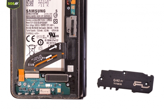 Guide photos remplacement connecteur de charge Galaxy Z Fold 3 (Etape 9 - image 3)