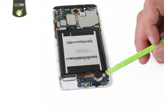 Guide photos remplacement connecteur de charge Wiko U Feel Prime (Etape 16 - image 2)