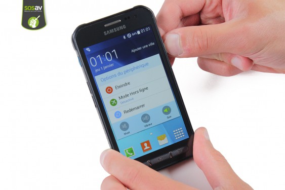 Guide photos remplacement châssis écran  (Etape 1 - image 1)