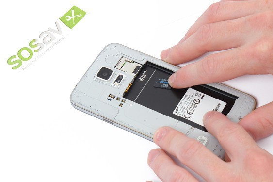 Guide photos remplacement carte micro sd Samsung Galaxy S5 (Etape 6 - image 3)