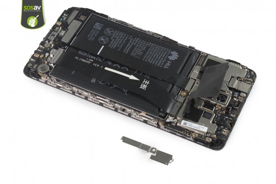 Guide photos remplacement nappe de liaison du connecteur de charge Huawei Mate 9 (Etape 9 - image 3)