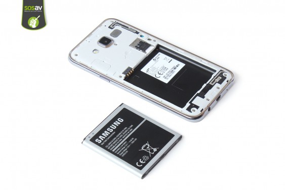 Guide photos remplacement carte mère Samsung Galaxy J5 2015 (Etape 5 - image 1)