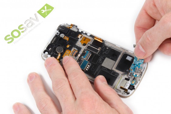 Guide photos remplacement connecteur de charge Samsung Galaxy S4 mini (Etape 24 - image 1)