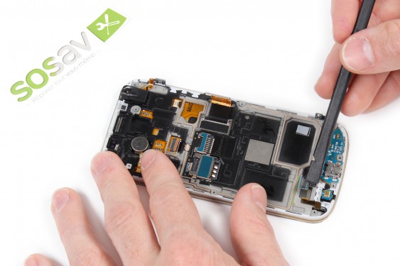 Guide photos remplacement connecteur de charge Samsung Galaxy S4 mini (Etape 22 - image 4)