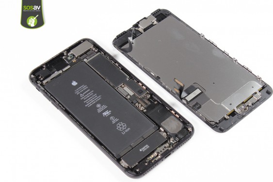 Guide photos remplacement nappe power, vibreur, volume, flash et micro externe iPhone 7 Plus (Etape 12 - image 4)