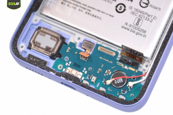 Guide photos remplacement connecteur de charge Galaxy A34 (Etape 9 - image 4)
