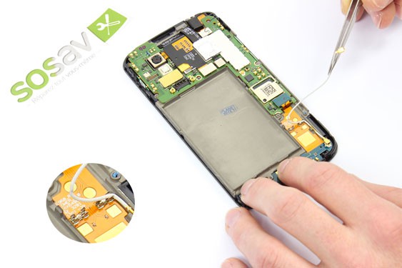 Guide photos remplacement connecteur de charge Nexus 4 (Etape 16 - image 2)