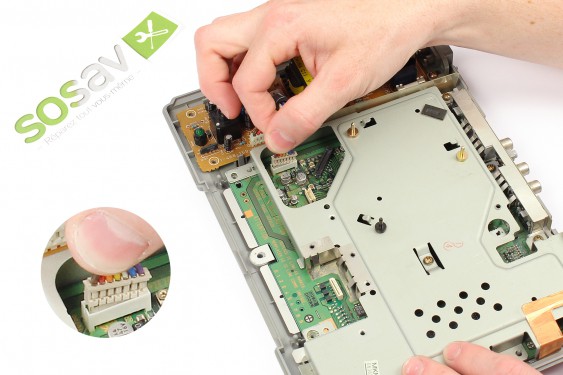 Guide photos remplacement coque inférieure Playstation (Etape 12 - image 2)