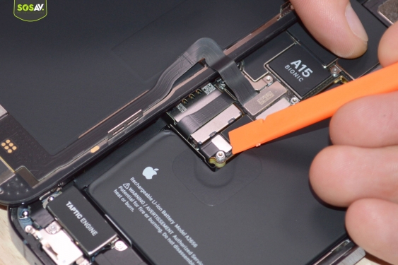 Guide photos remplacement batterie iPhone 13 Pro (Etape 4 - image 4)