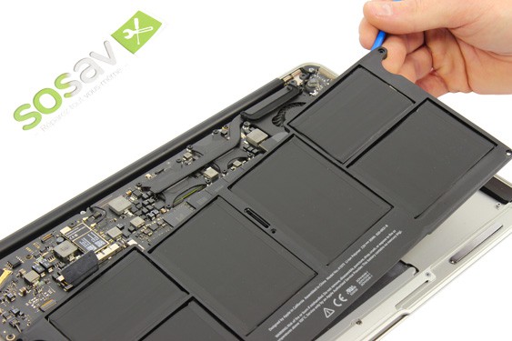 Guide photos remplacement batterie MacBook Air 11" Fin 2010 (EMC 2393) (Etape 8 - image 3)