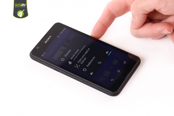 Guide photos remplacement caméra avant  Xperia E4 (Etape 1 - image 2)