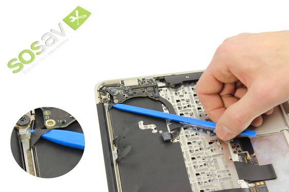 Guide photos remplacement ecran MacBook Air 11" Fin 2010 (EMC 2393) (Etape 39 - image 2)