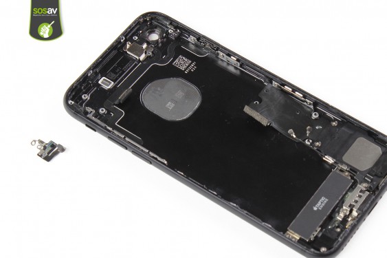 Guide photos remplacement nappe power, vibreur, volume, flash et micro externe iPhone 7 (Etape 38 - image 4)