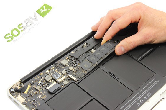 Guide photos remplacement clavier MacBook Air 11" Fin 2010 (EMC 2393) (Etape 6 - image 1)