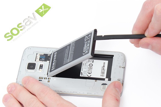 Guide photos remplacement haut parleur externe Samsung Galaxy S5 (Etape 4 - image 3)