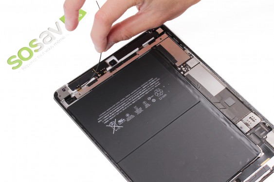 Guide photos remplacement antenne gauche iPad Air 2 3G (Etape 13 - image 4)