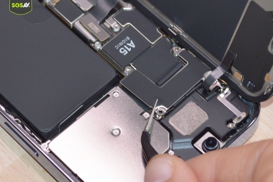 Guide photos remplacement batterie iPhone 13 Pro (Etape 5 - image 3)