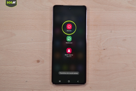 Guide photos remplacement connecteur de charge Galaxy A53 (Etape 1 - image 2)