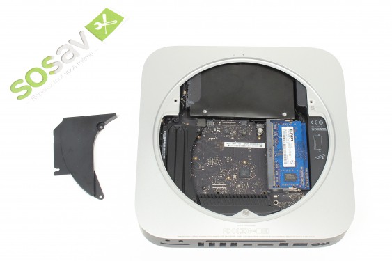 Guide photos remplacement connecteur de donnees et alimentation du disque dur Mac Mini Late 2012 (Etape 12 - image 4)