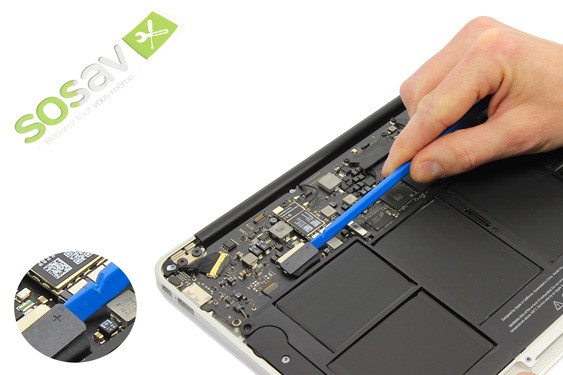 Guide photos remplacement batterie MacBook Air 11" Fin 2010 (EMC 2393) (Etape 4 - image 3)