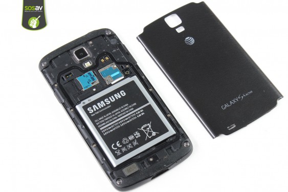 Guide photos remplacement connecteur de charge  Samsung Galaxy S4 Active (Etape 2 - image 4)