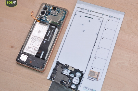Guide photos remplacement connecteur de charge Galaxy A53 (Etape 4 - image 4)