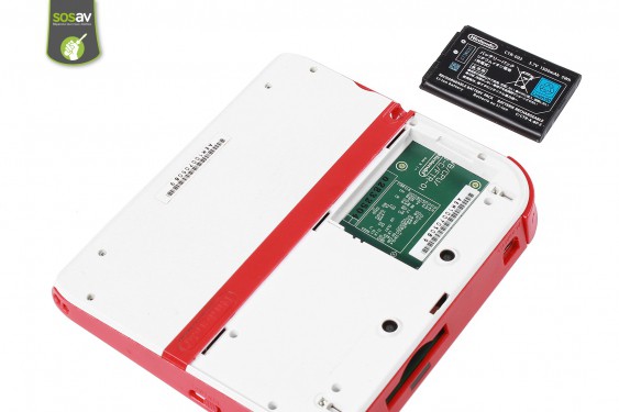 Guide photos remplacement ecran lcd et ecran tactile Nintendo 2DS (Etape 3 - image 4)