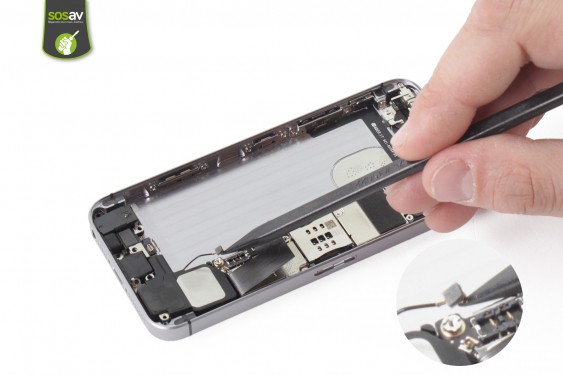 Guide photos remplacement connecteur de charge - prise jack iPhone SE (Etape 19 - image 2)
