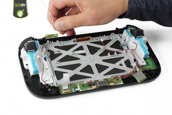 Guide photos remplacement ecran lcd Gamepad Wii U (Etape 37 - image 1)