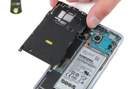 Guide photos remplacement vibreur Samsung Galaxy S8  (Etape 10 - image 2)