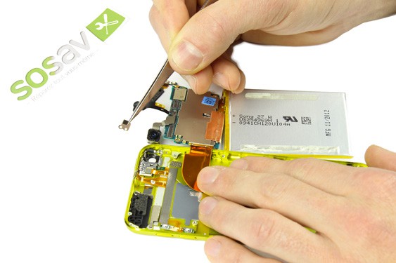 Guide photos remplacement bouton power iPod Touch 5e Gen (Etape 30 - image 3)