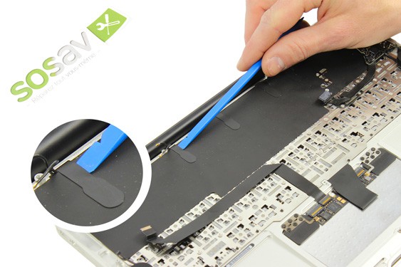 Guide photos remplacement ecran MacBook Air 11" Fin 2010 (EMC 2393) (Etape 35 - image 1)