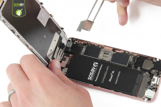 Guide photos remplacement connecteur de charge, prise jack et micro iPhone 6S (Etape 9 - image 2)