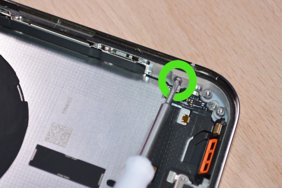 Guide photos remplacement connecteur de charge iPhone 13 Pro Max (Etape 15 - image 1)