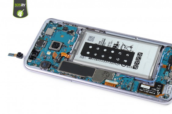 Guide photos remplacement câble d'interconnexion wifi Samsung Galaxy S8+ (Etape 19 - image 1)